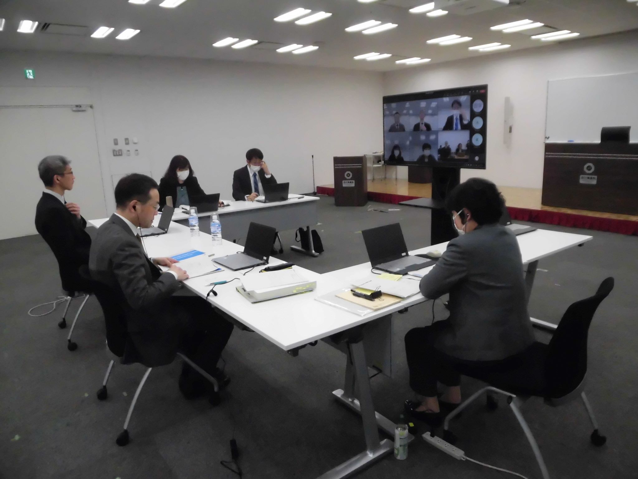 大阪市行政委員会事務局と定期協議の写真